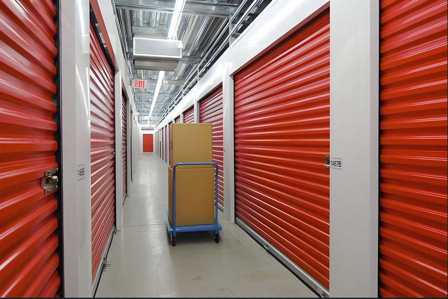 Large Storage Units for Business Storage Facility